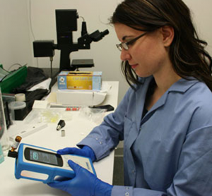 Handheld Raman - Cut costs, improve efficiency & move toward 100% testing