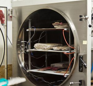 Lyophilisation freeze drying machine