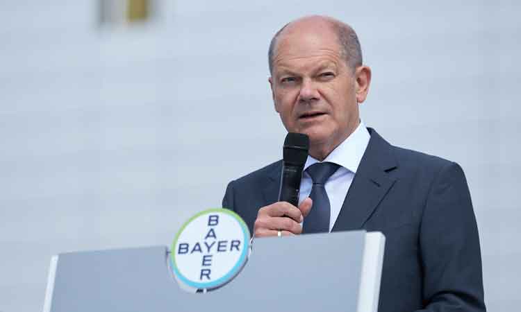 German Chancellor Olaf Scholz at the topping-out ceremony for Bayer's new pharmaceutical production facility in Leverkusen [Credit: Bayer AG].
