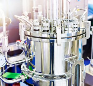 a metal bioreactor for biopharmaceutical active substance production
