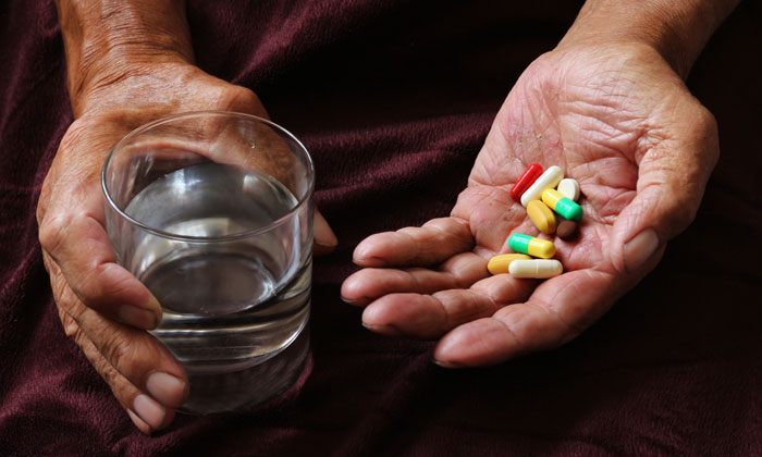 Are high-risk anticholinergic medicines prescribed too often for older adults?