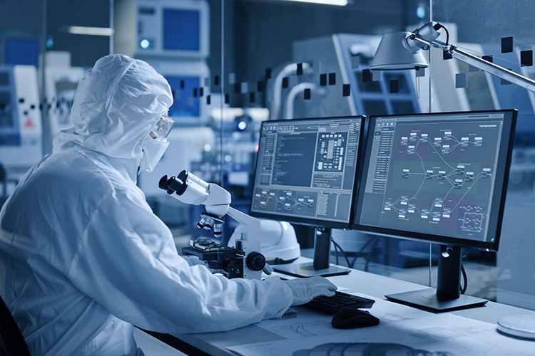 Enhancing the scientific experience using laboratory software