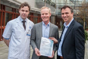 Maurice van den Bosch, Jan Siger and FrankNijsen with CE certificate